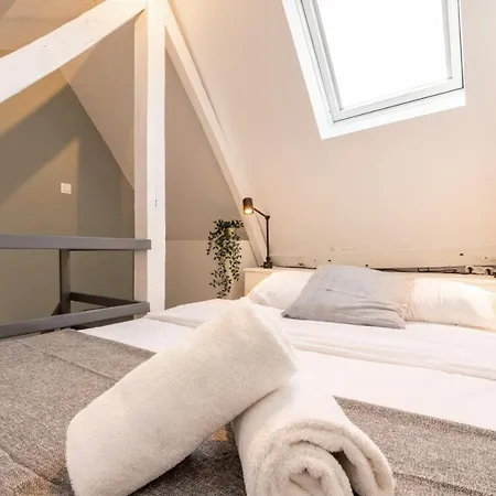 Apartment Vieux Functional Triplex